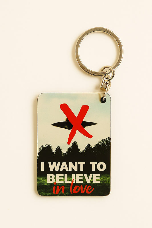 Portachiavi in legno "I want to to believe"
